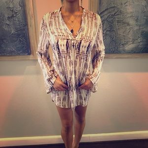 Patterned Bell sleeve dress
